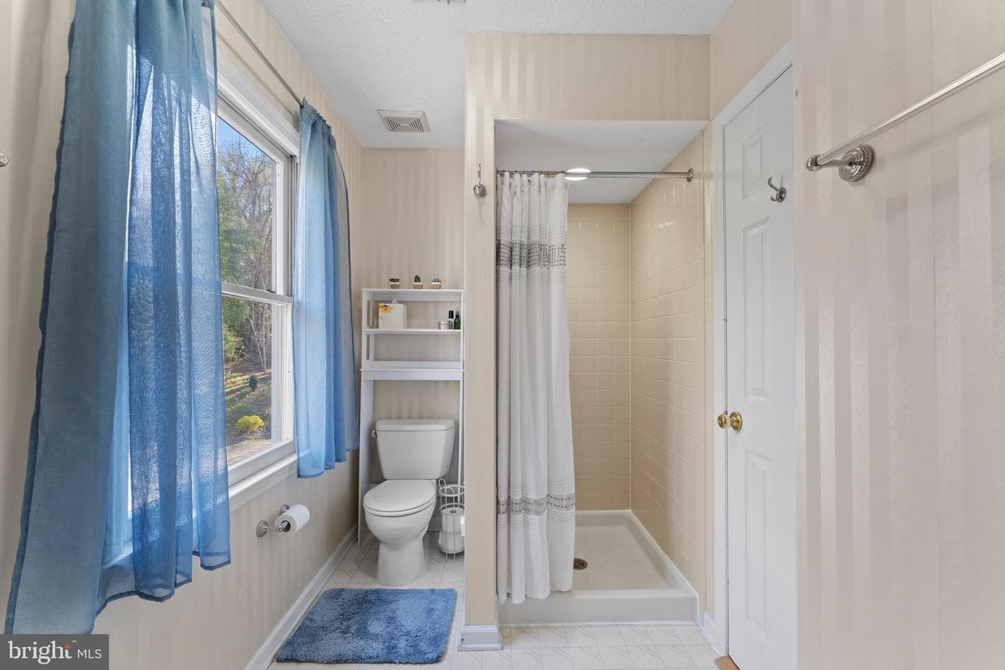 39070 Little River Turnpike photo 33