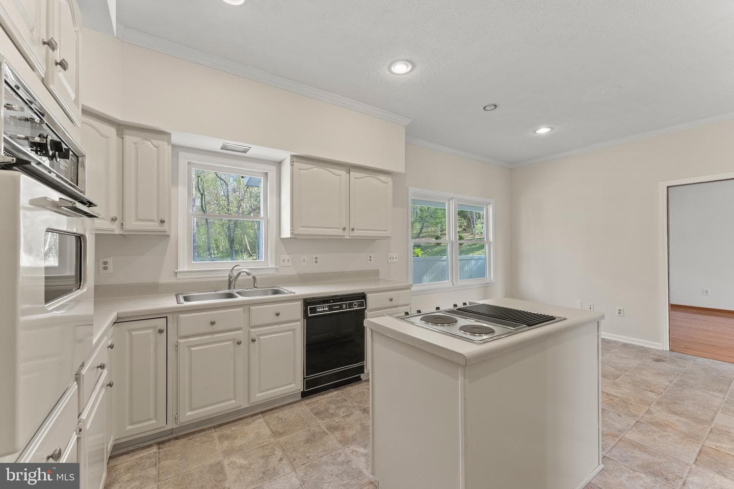 39070 Little River Turnpike photo 47
