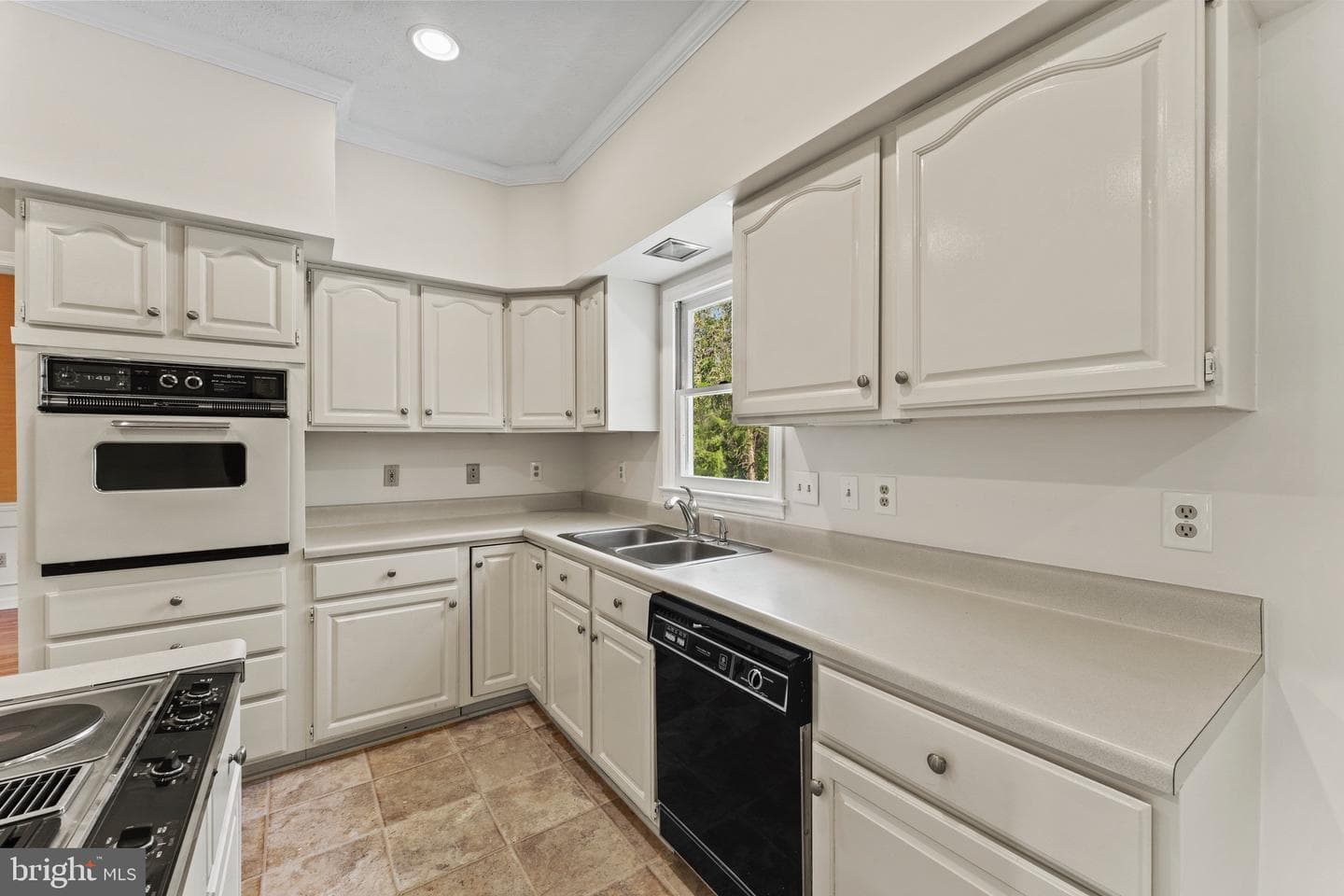 39070 Little River Turnpike photo 49