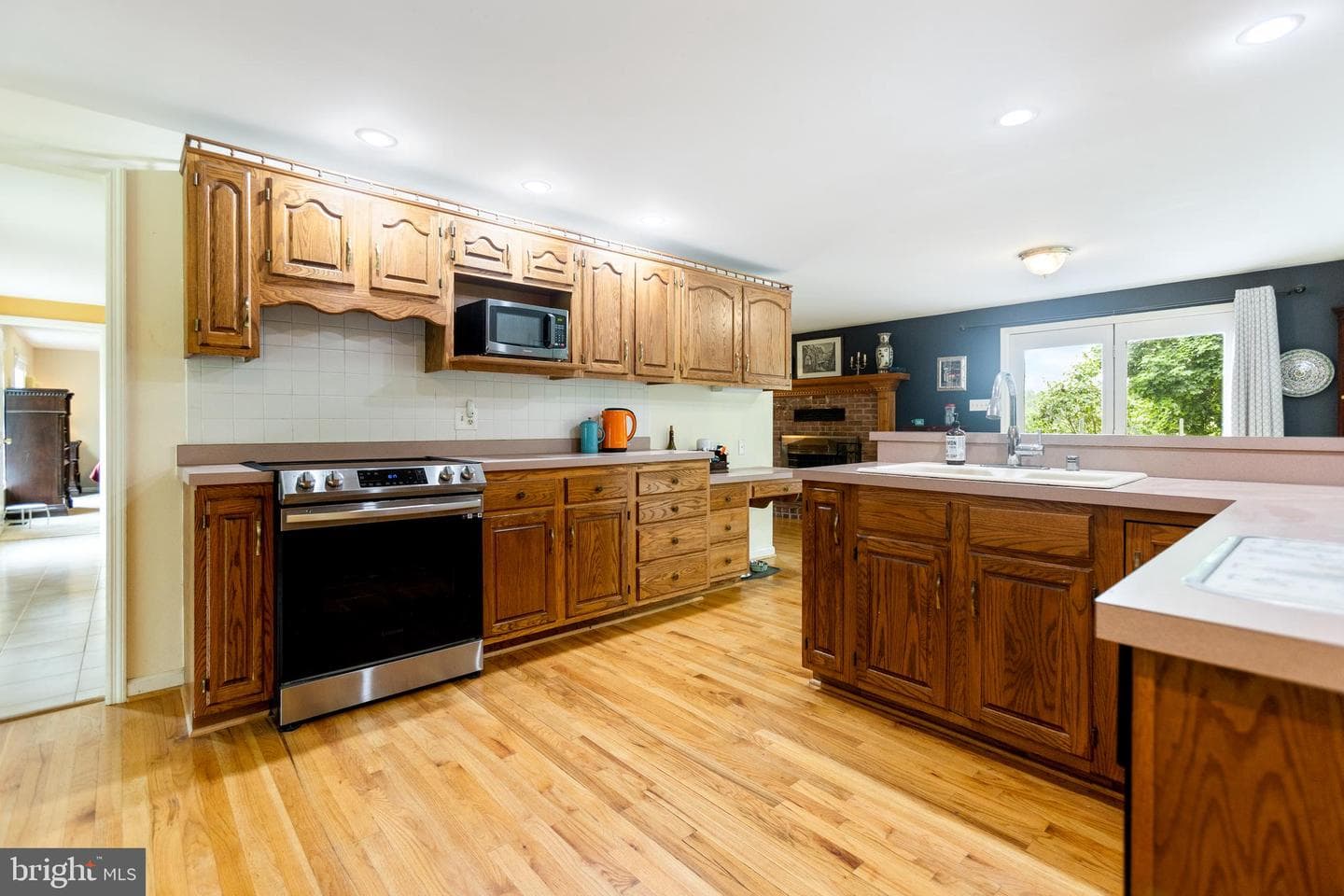 37677 Cooksville Road photo 18
