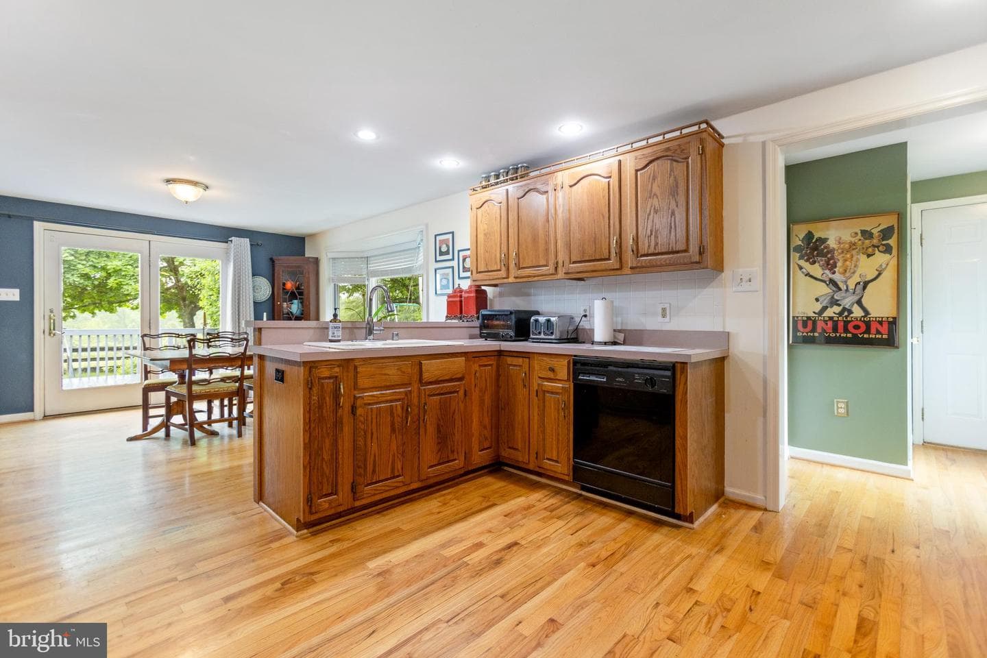 37677 Cooksville Road photo 19