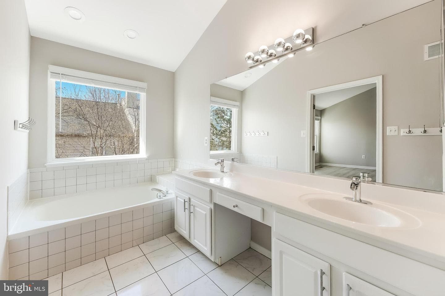 47702 Bowline Terrace photo 24