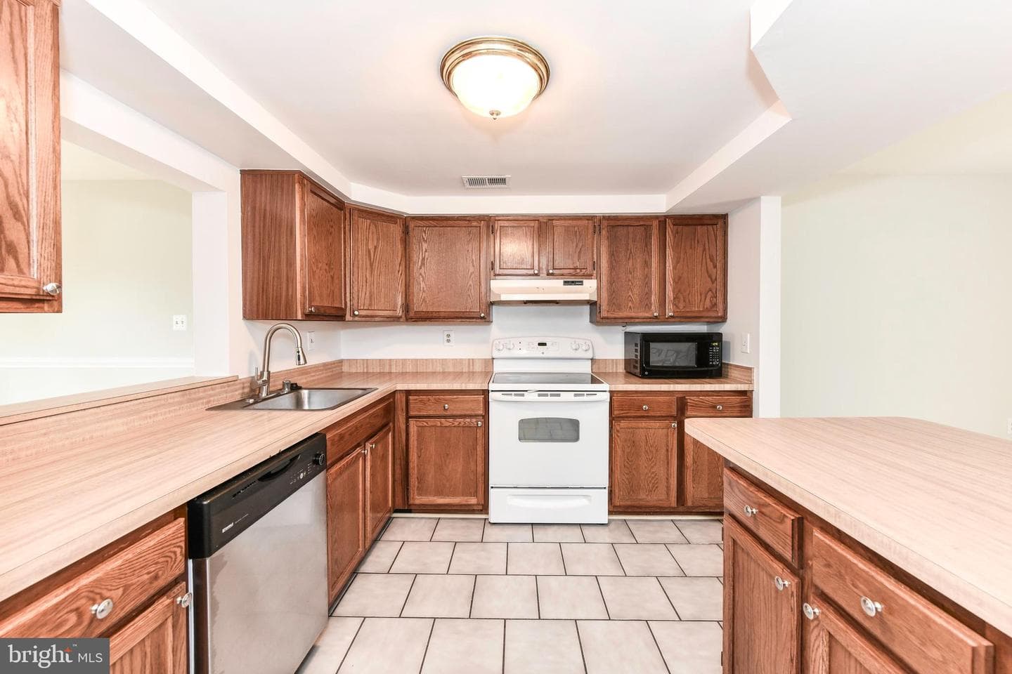 173 Cedar Walk Circle NE photo 6