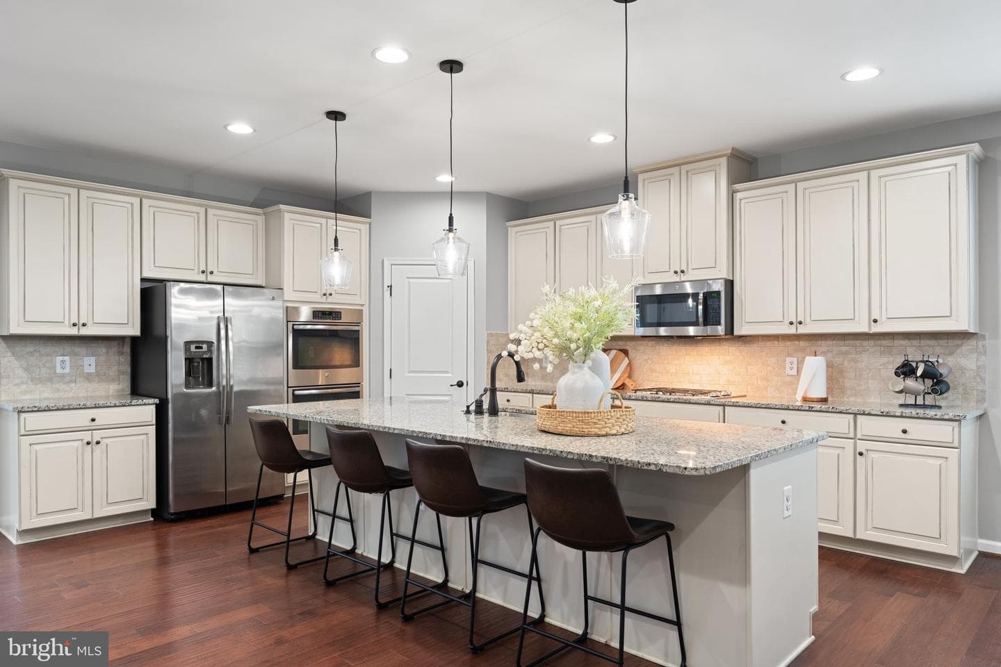 41093 Haybine Lane photo 3