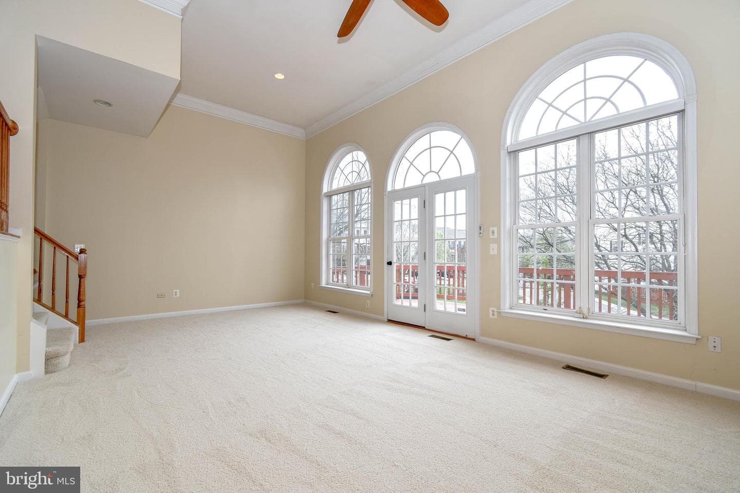 42744 Falls View Square photo 11