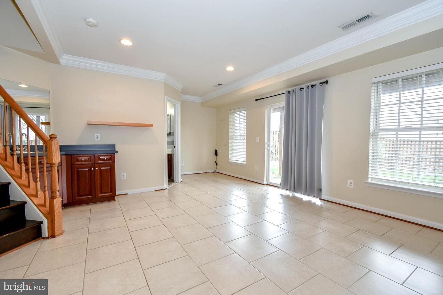 42744 Falls View Square photo 46