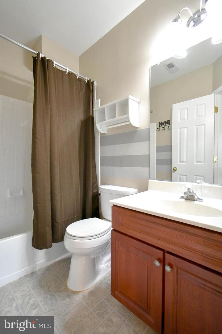 42744 Falls View Square photo 48