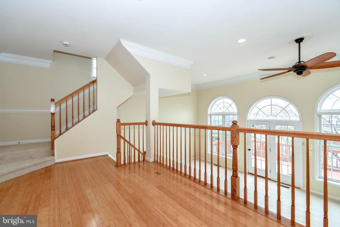 42744 Falls View Square photo 7