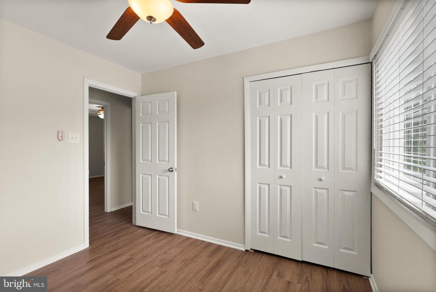 112 Newbury Place photo 34
