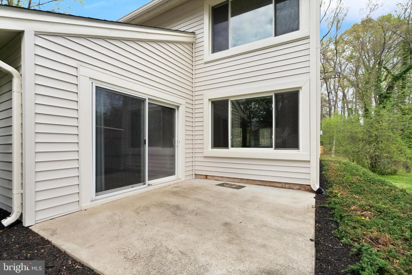 112 Newbury Place photo 48