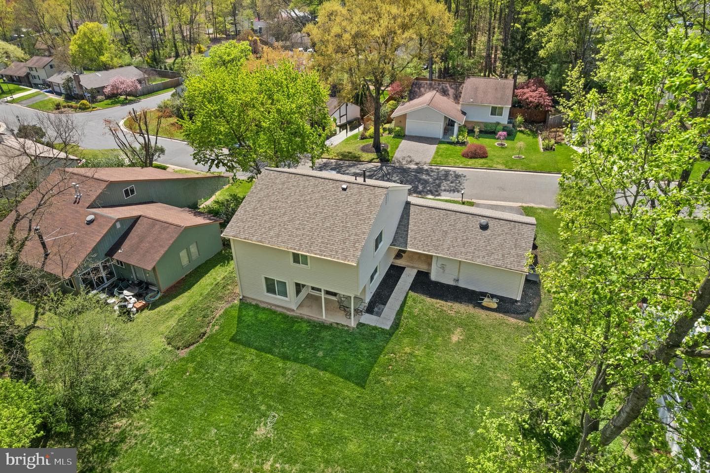 112 Newbury Place photo 53