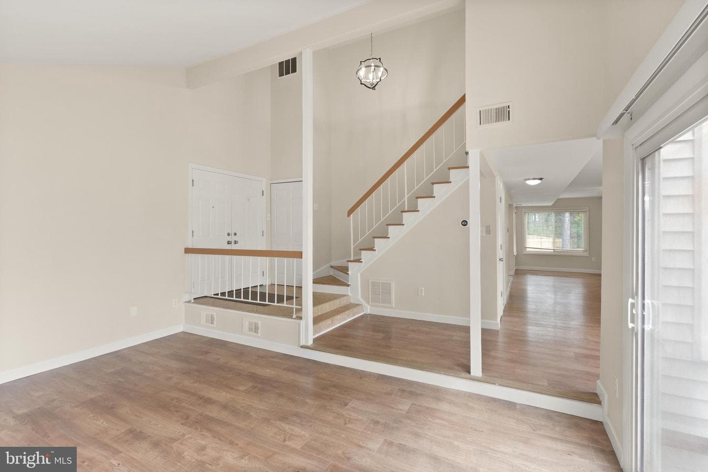 112 Newbury Place photo 7