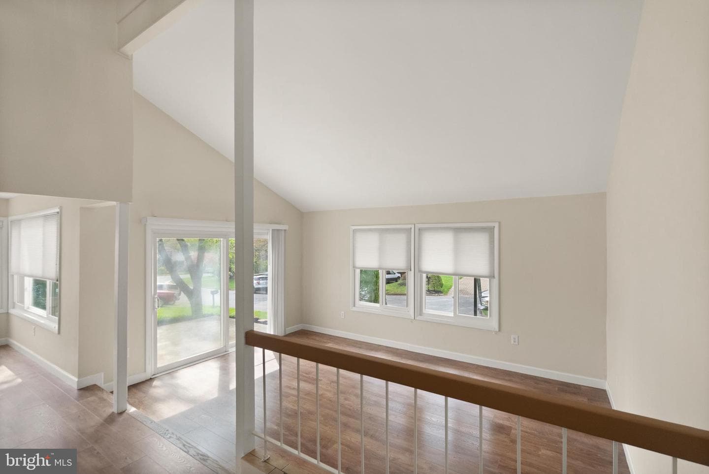 112 Newbury Place photo 9