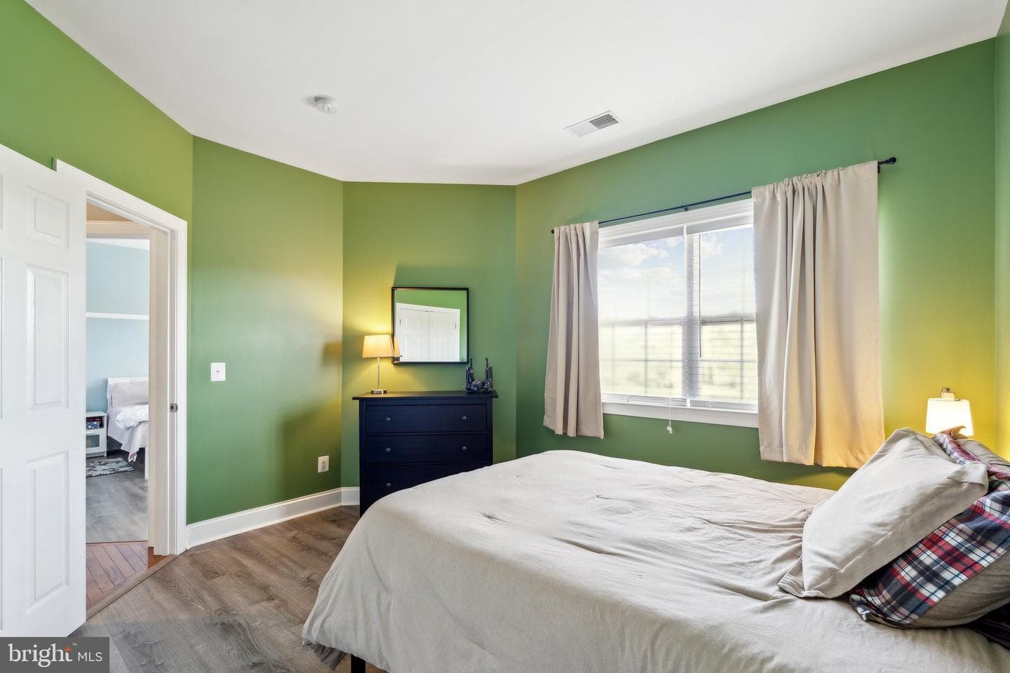 22634 Tivoli Lane photo 32