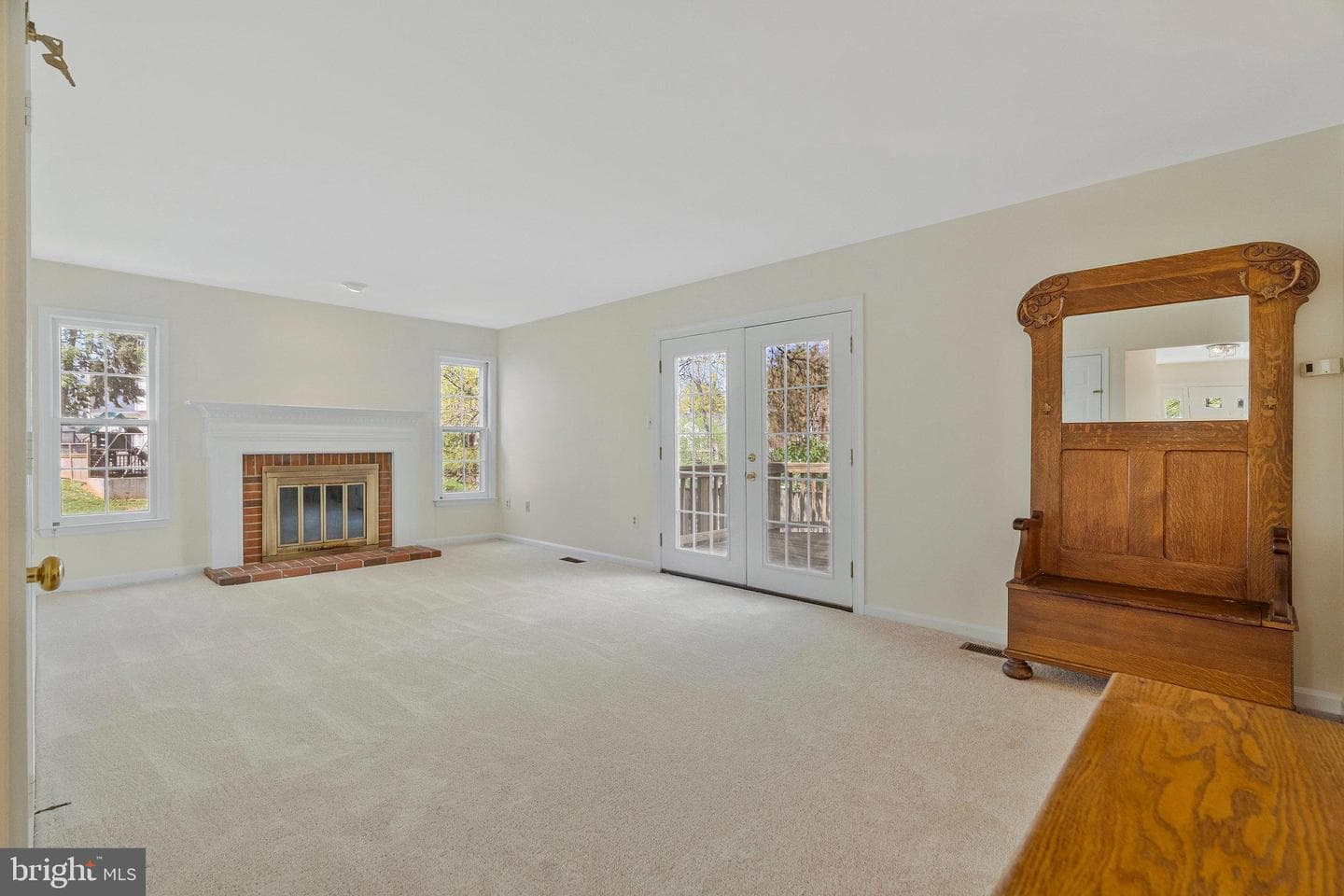 200 Hawkins Lane photo 13
