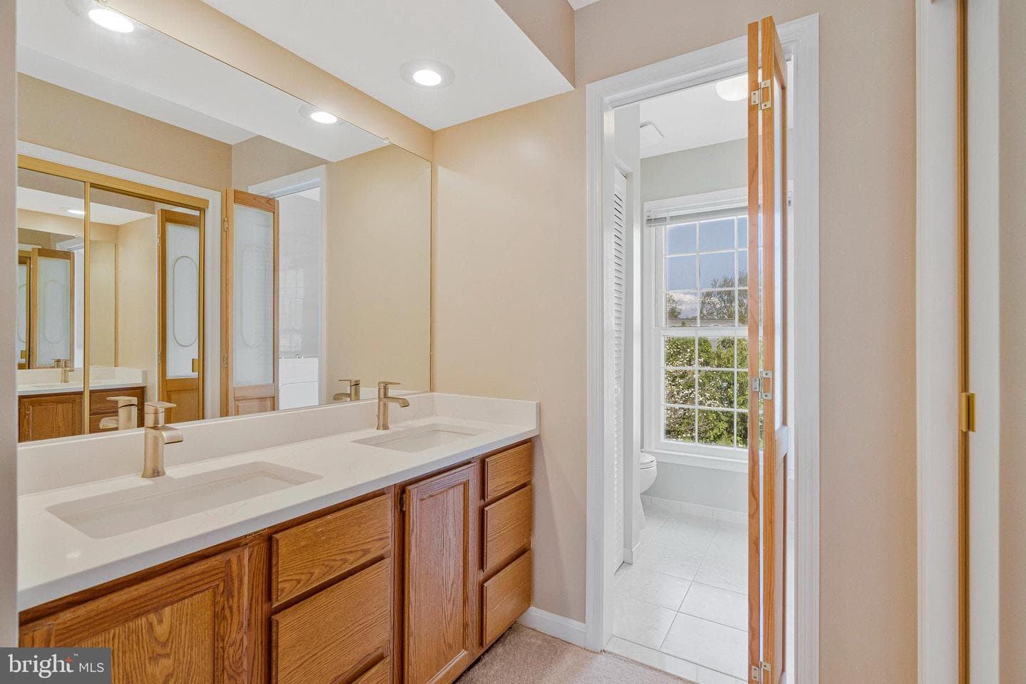 200 Hawkins Lane photo 16