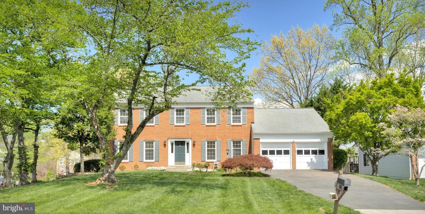 200 Hawkins Lane photo 22