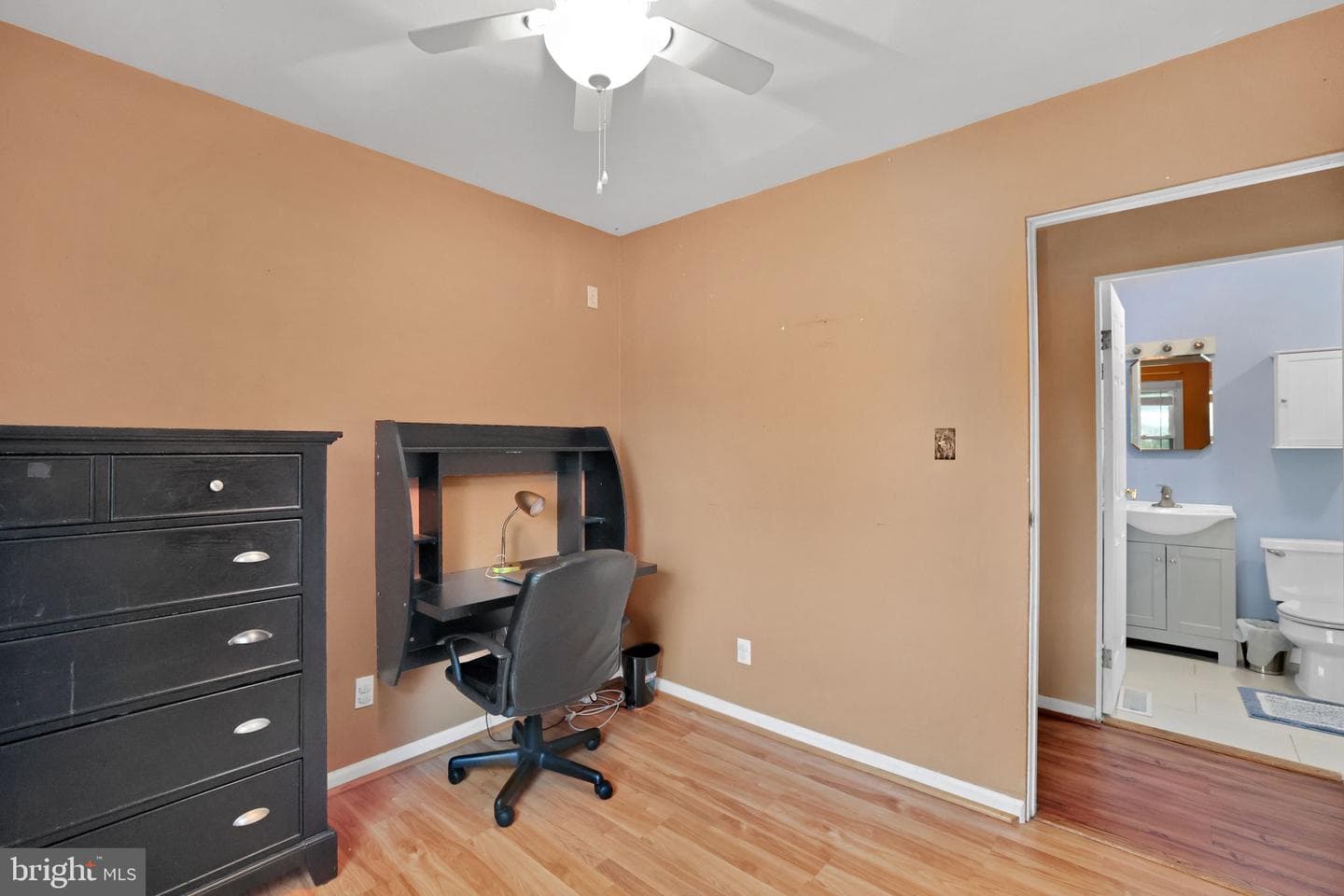 406 W Beech Road photo 14