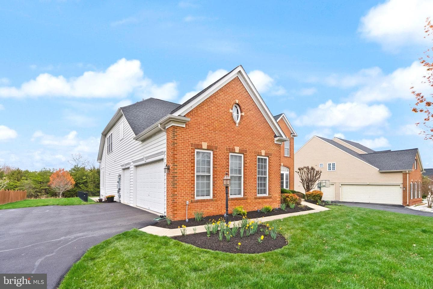 25695 Donerails Chase Drive photo 4