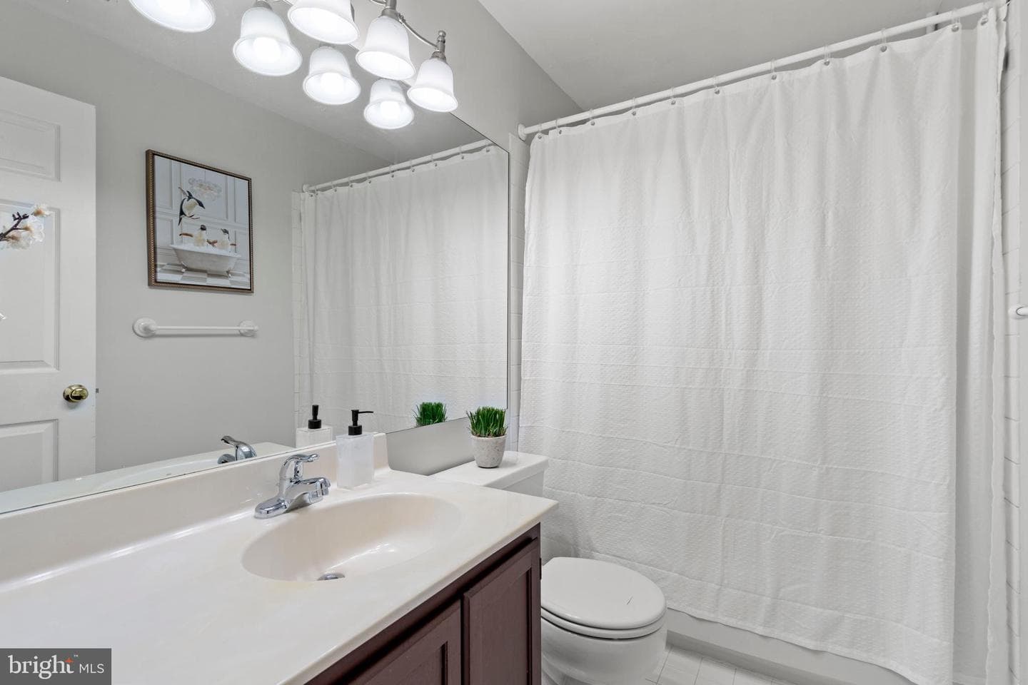 43774 Laburnum Square photo 20