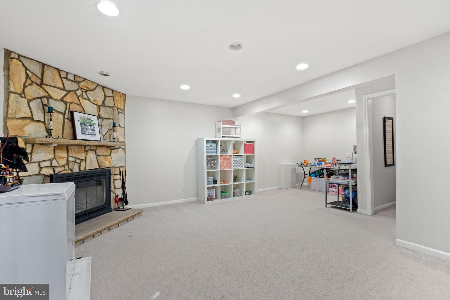 43774 Laburnum Square photo 28