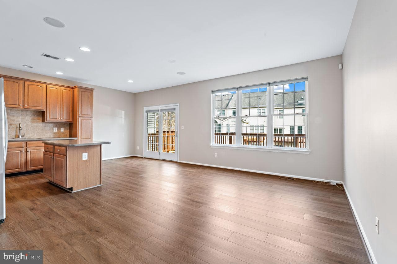 202 Grassy Ridge Terrace photo 9