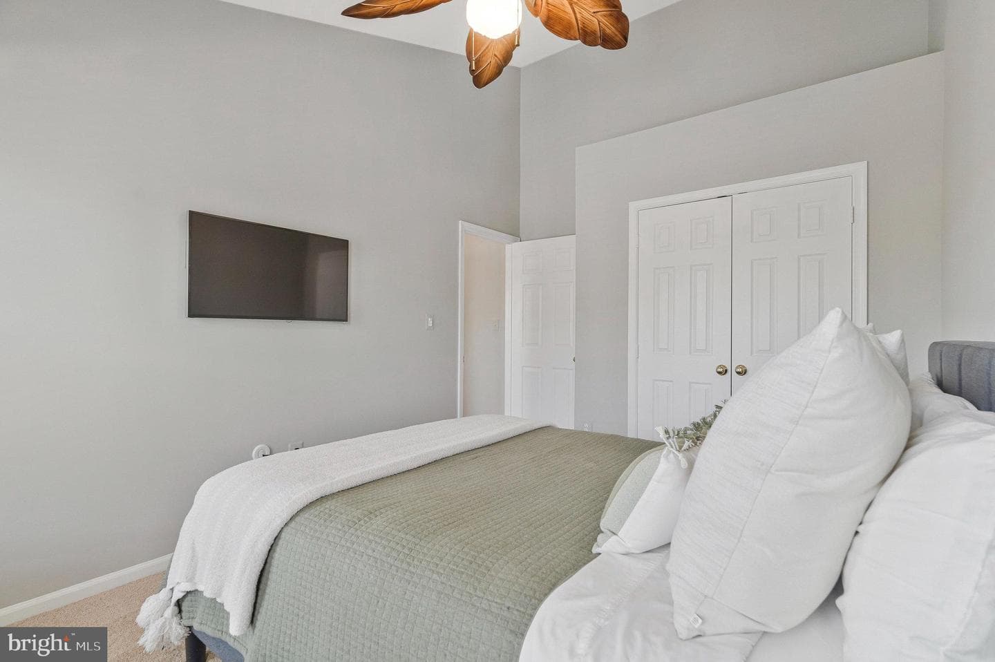 18309 Mill Ridge Terrace photo 32