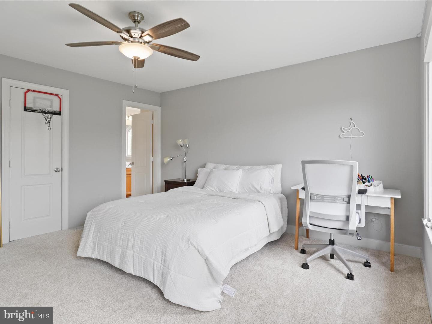 20562 Wildbrook Court photo 29