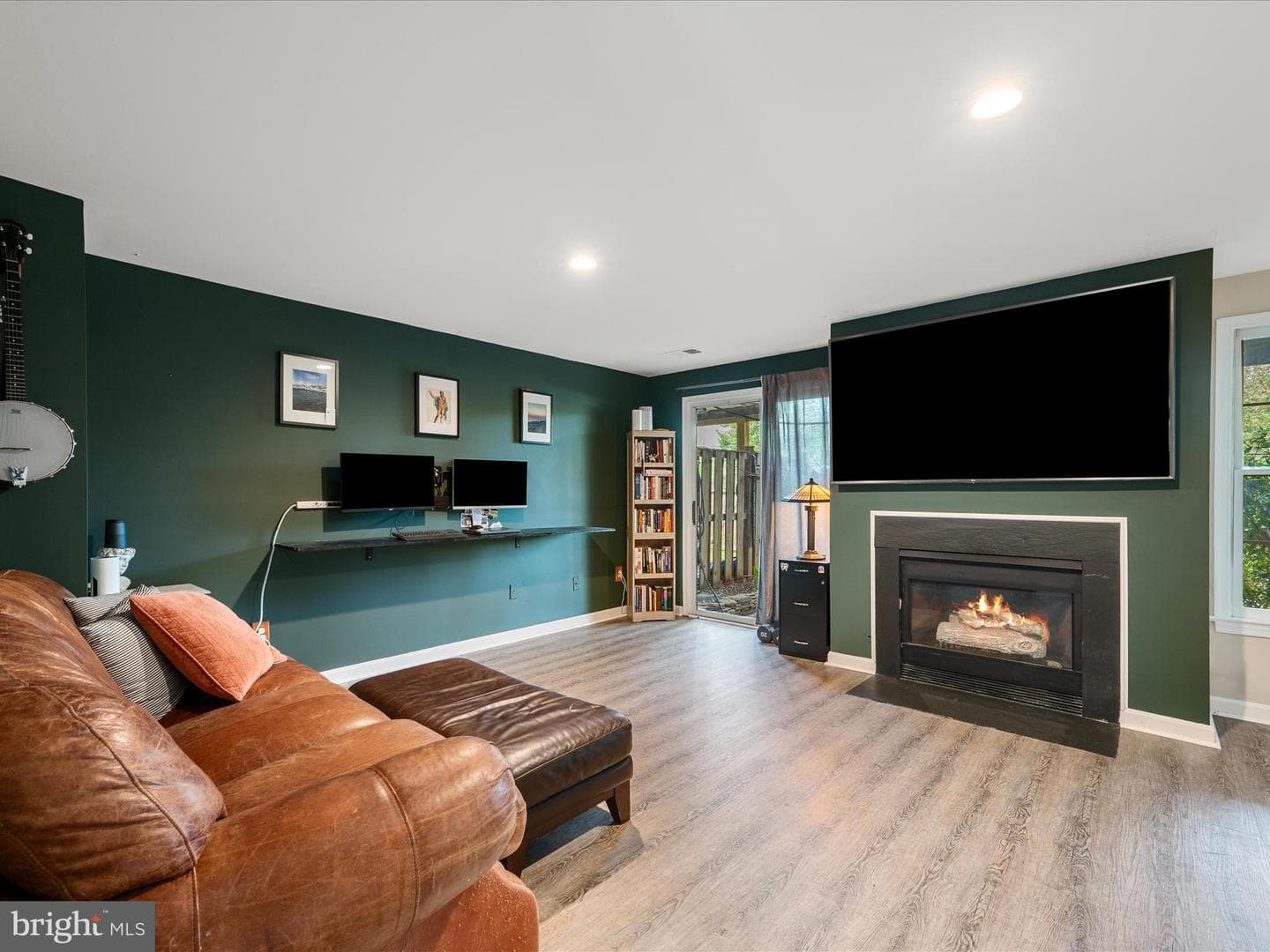 892 Tall Oaks Square SE photo 4
