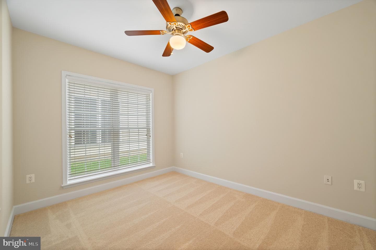 20449 Rosses Point Court photo 31