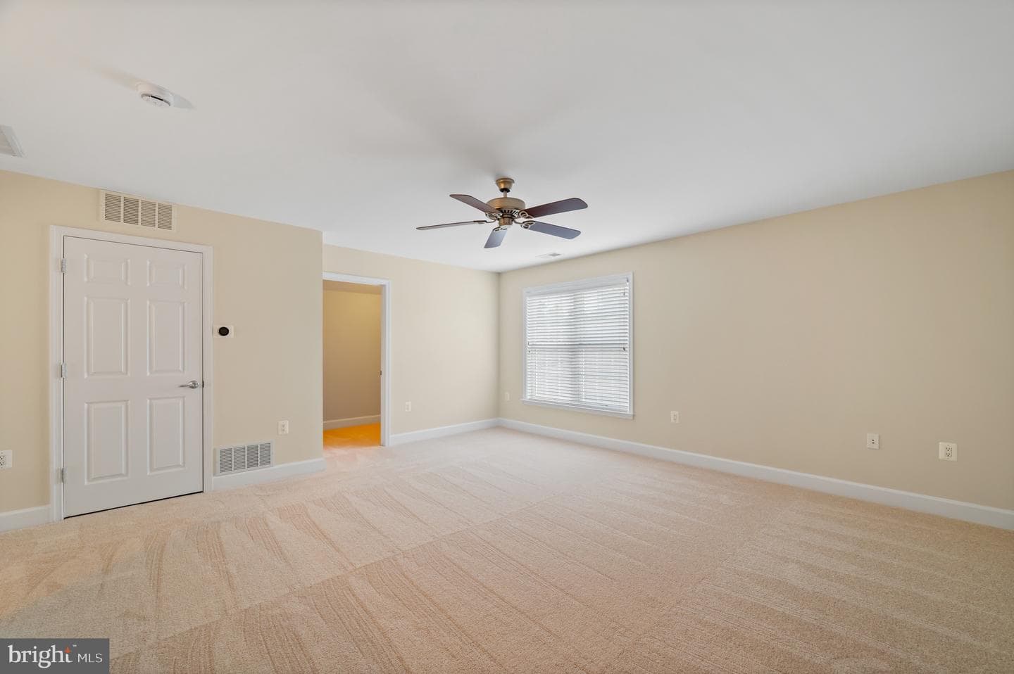 20449 Rosses Point Court photo 37