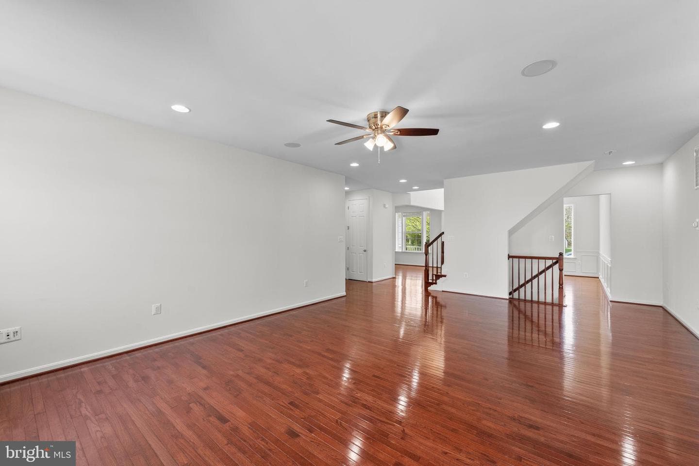 24880 Myers Glen Place photo 16