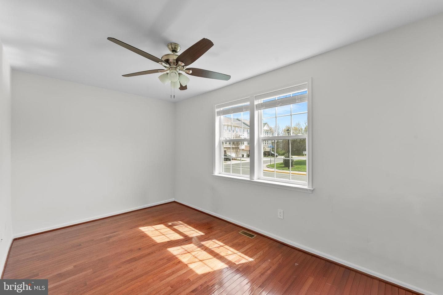 24880 Myers Glen Place photo 25