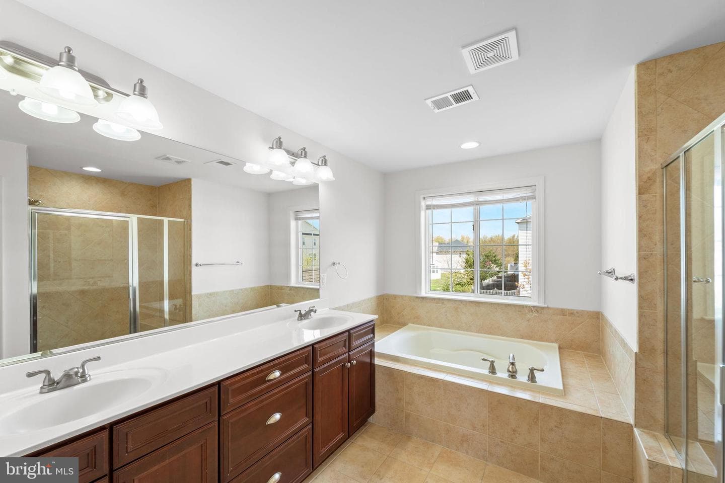24880 Myers Glen Place photo 35