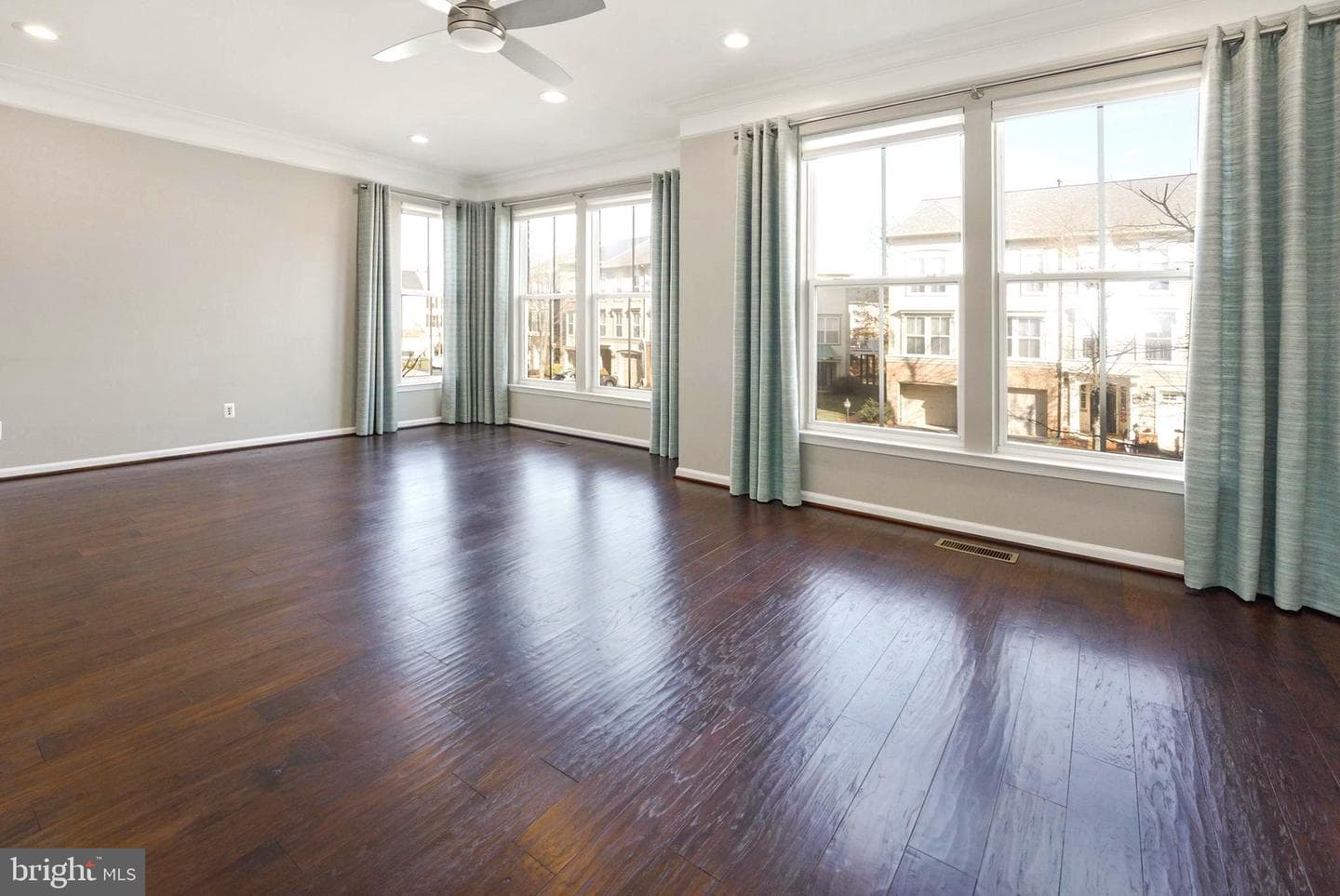 21417 Falling Rock Terrace photo 12