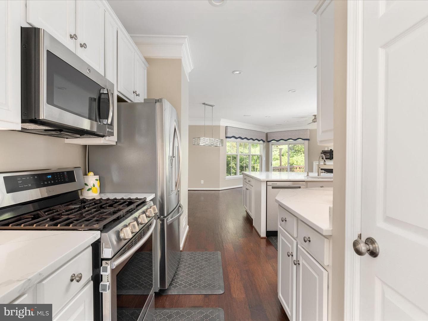 21417 Falling Rock Terrace photo 4
