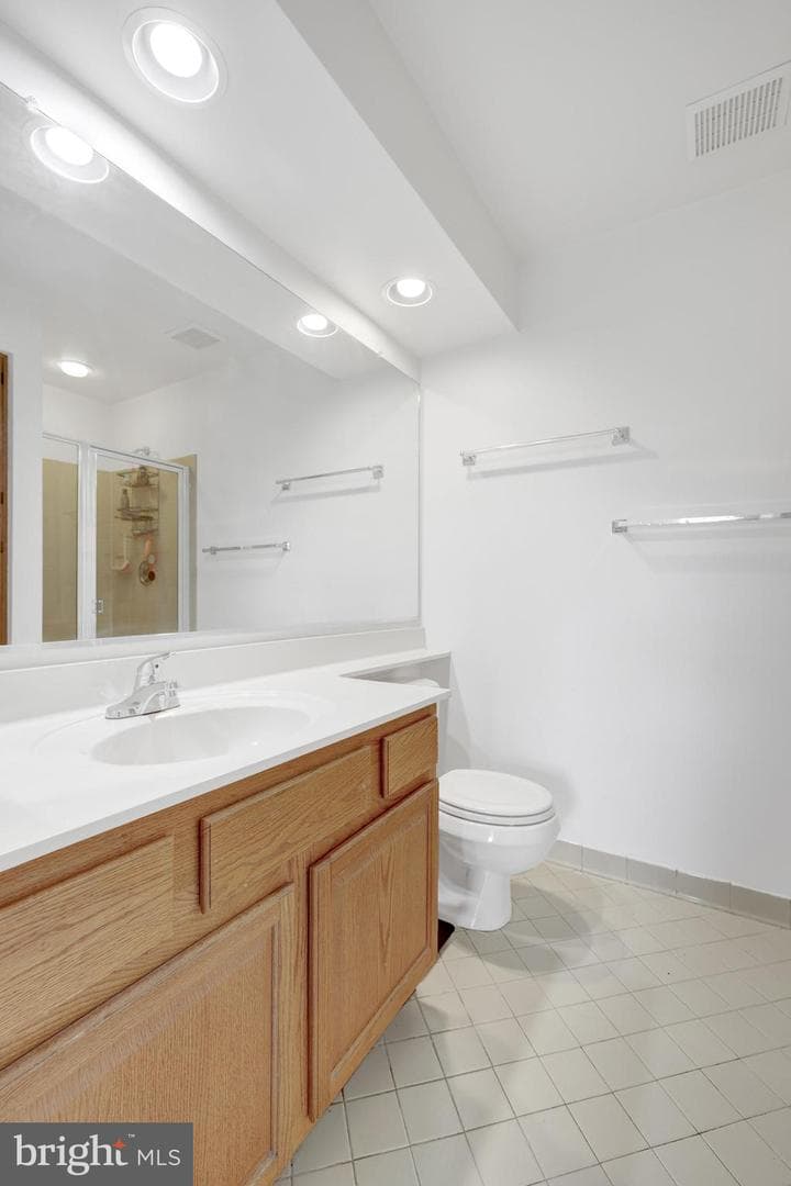 44077 Laceyville Terrace photo 23