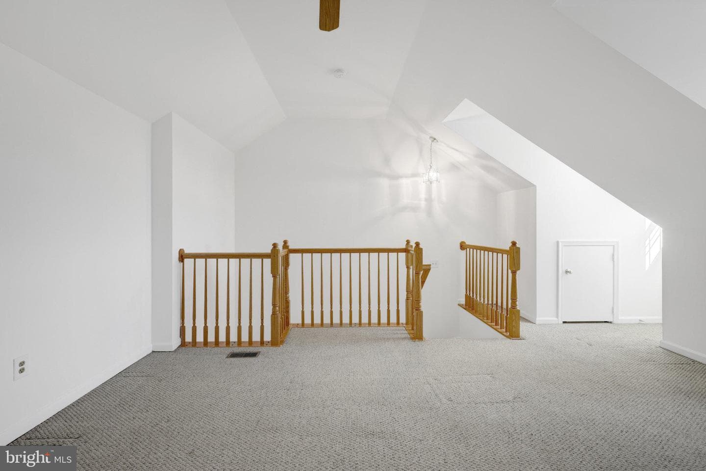 44077 Laceyville Terrace photo 28