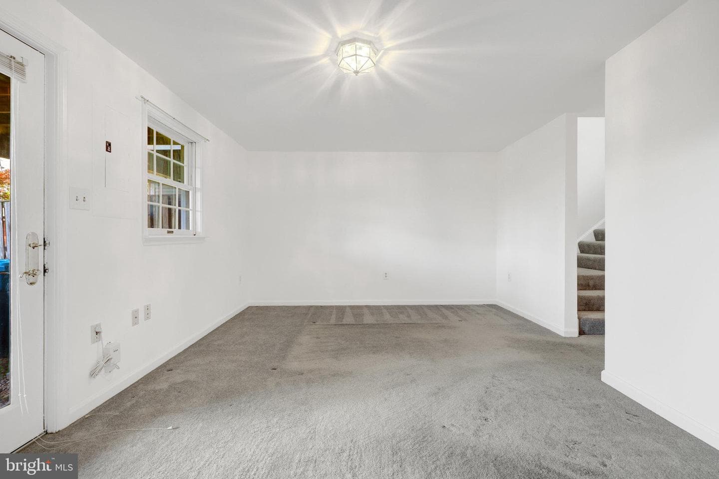 44077 Laceyville Terrace photo 32