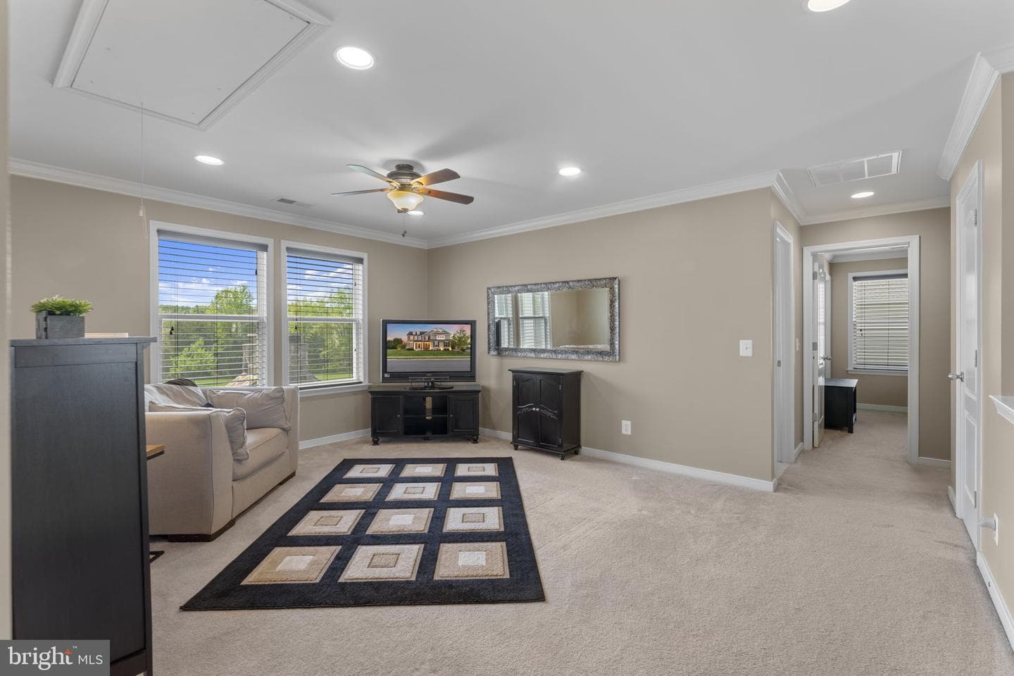 41877 Rawnsley Drive photo 36