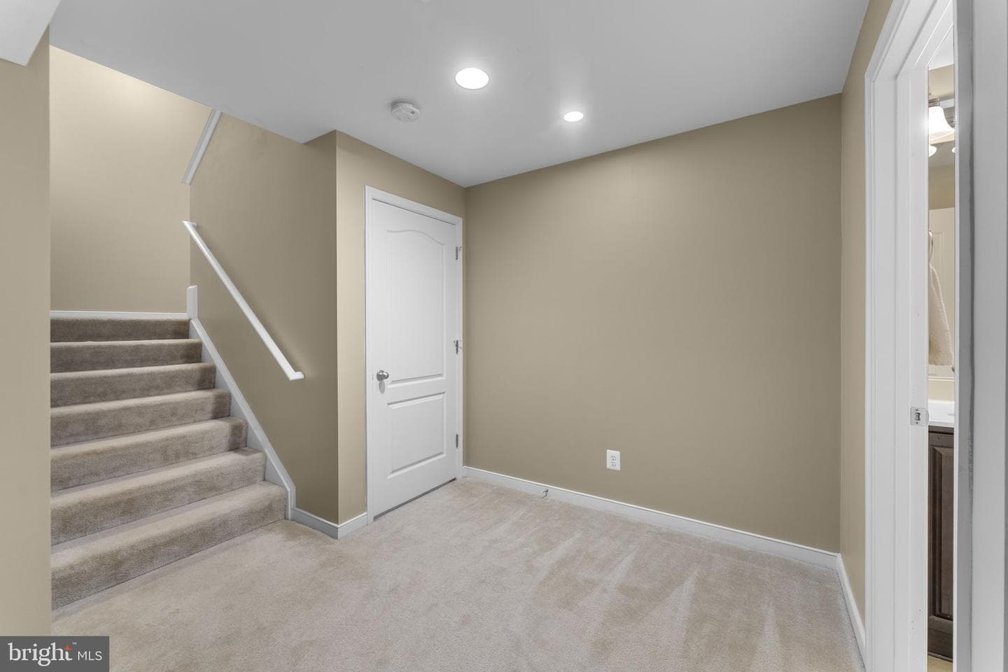 41877 Rawnsley Drive photo 52