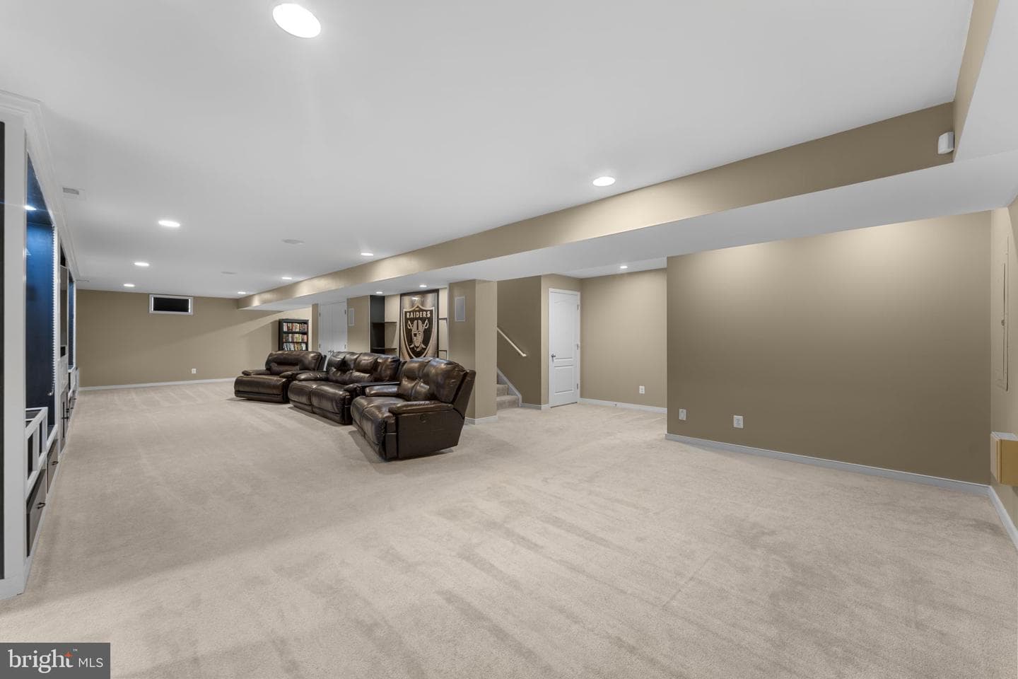 41877 Rawnsley Drive photo 56