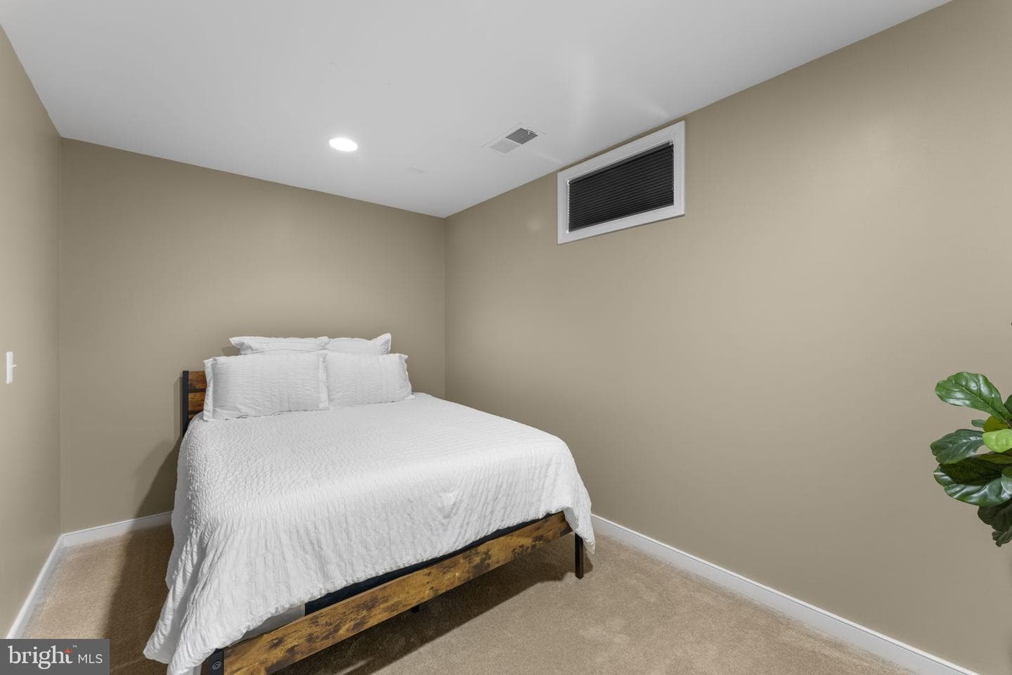 41877 Rawnsley Drive photo 60