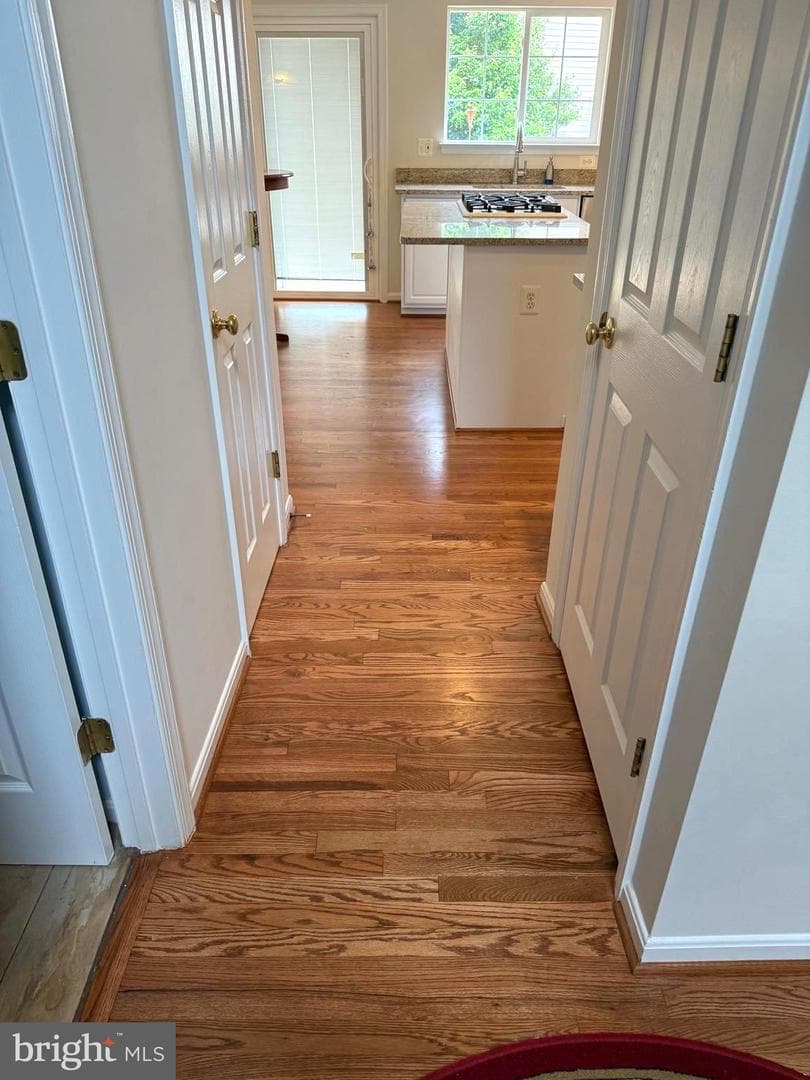 20338 Snowpoint Place photo 4