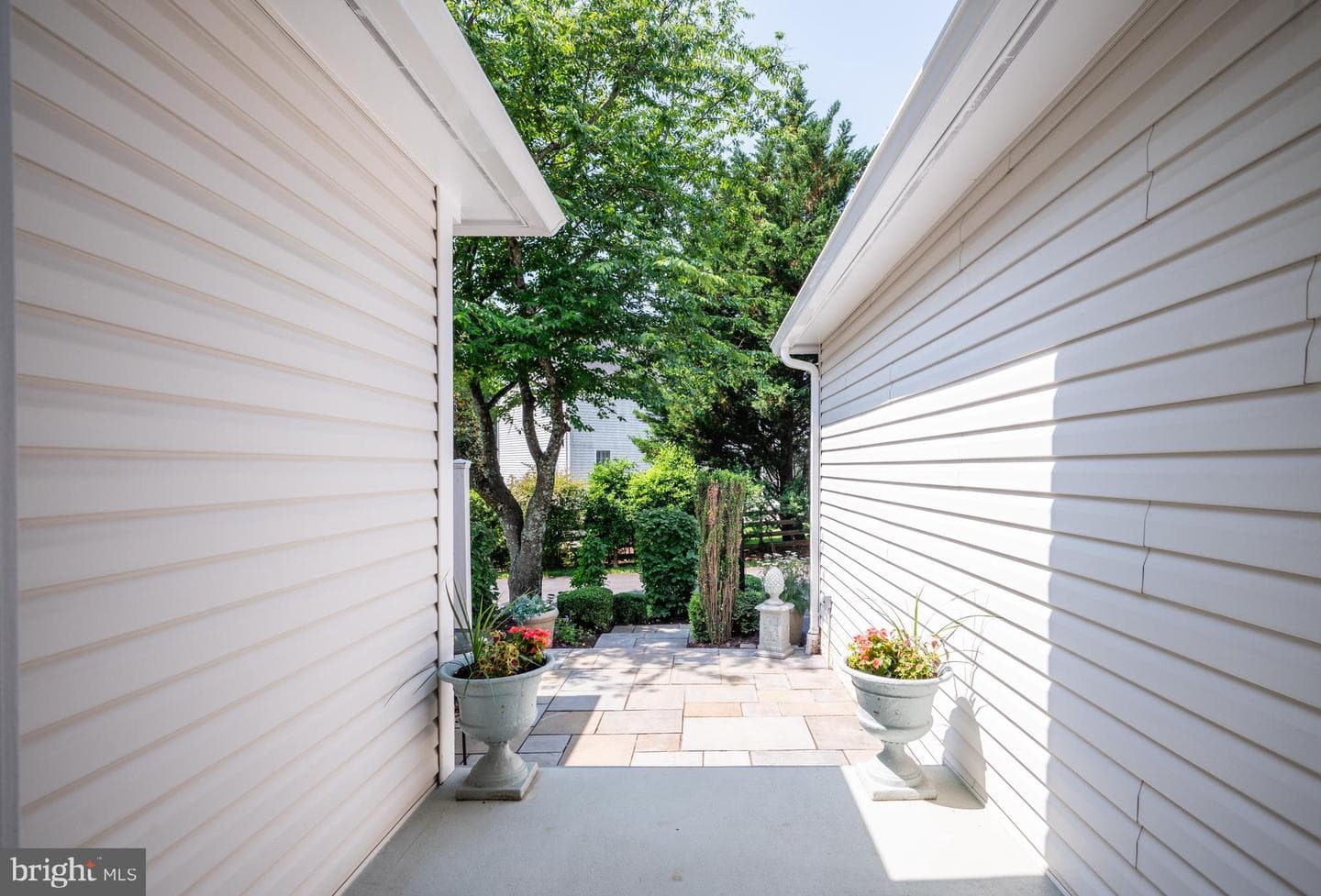 20518 Swecker Farm Place photo 9