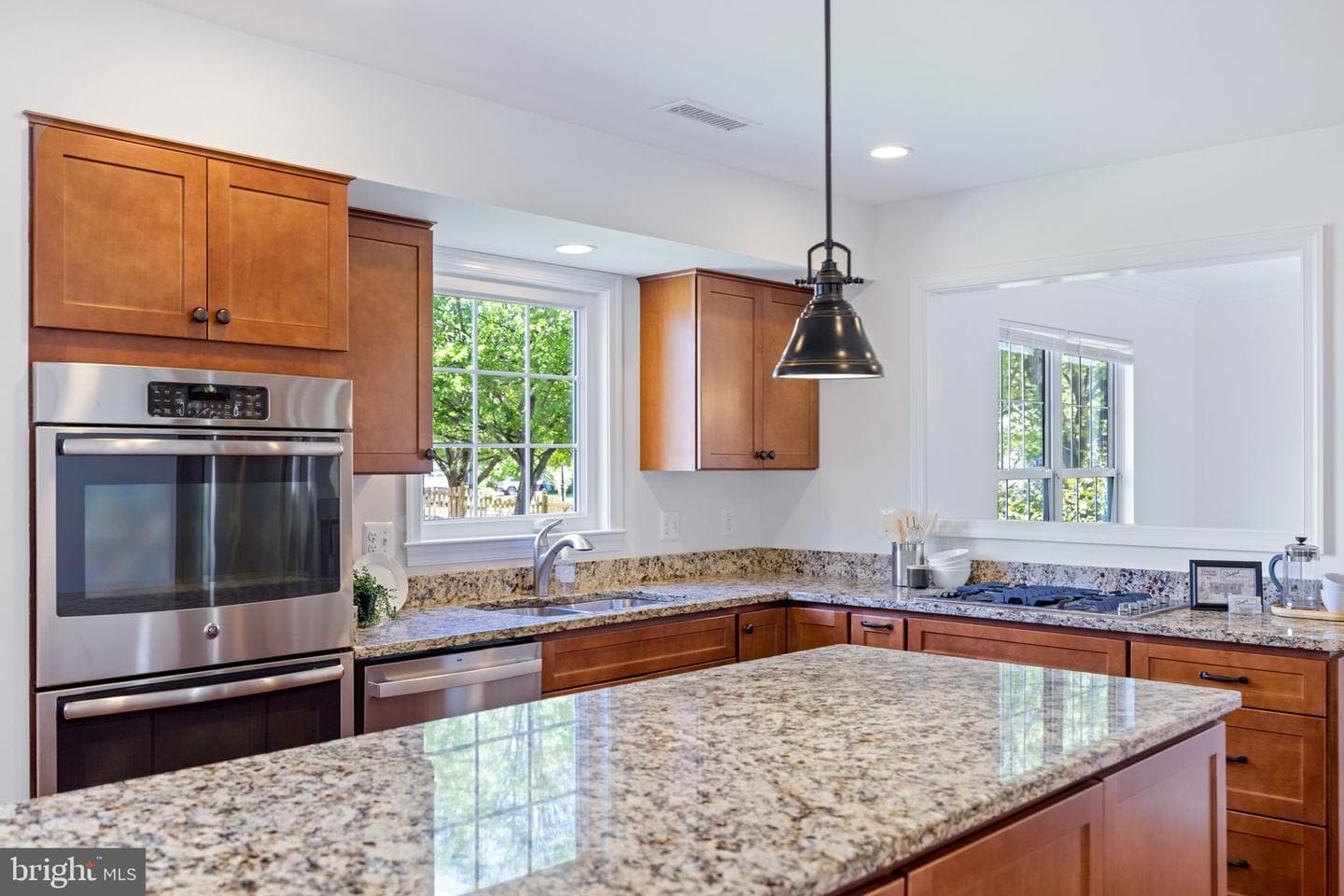 220 Ashton Drive SW photo 36
