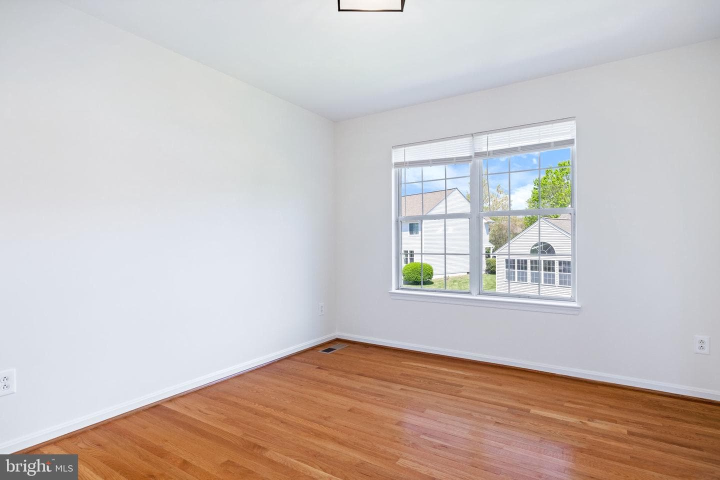 220 Ashton Drive SW photo 64