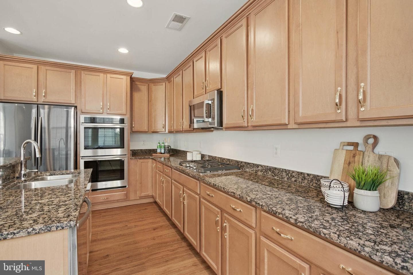 19398 Coppermine Square photo 14