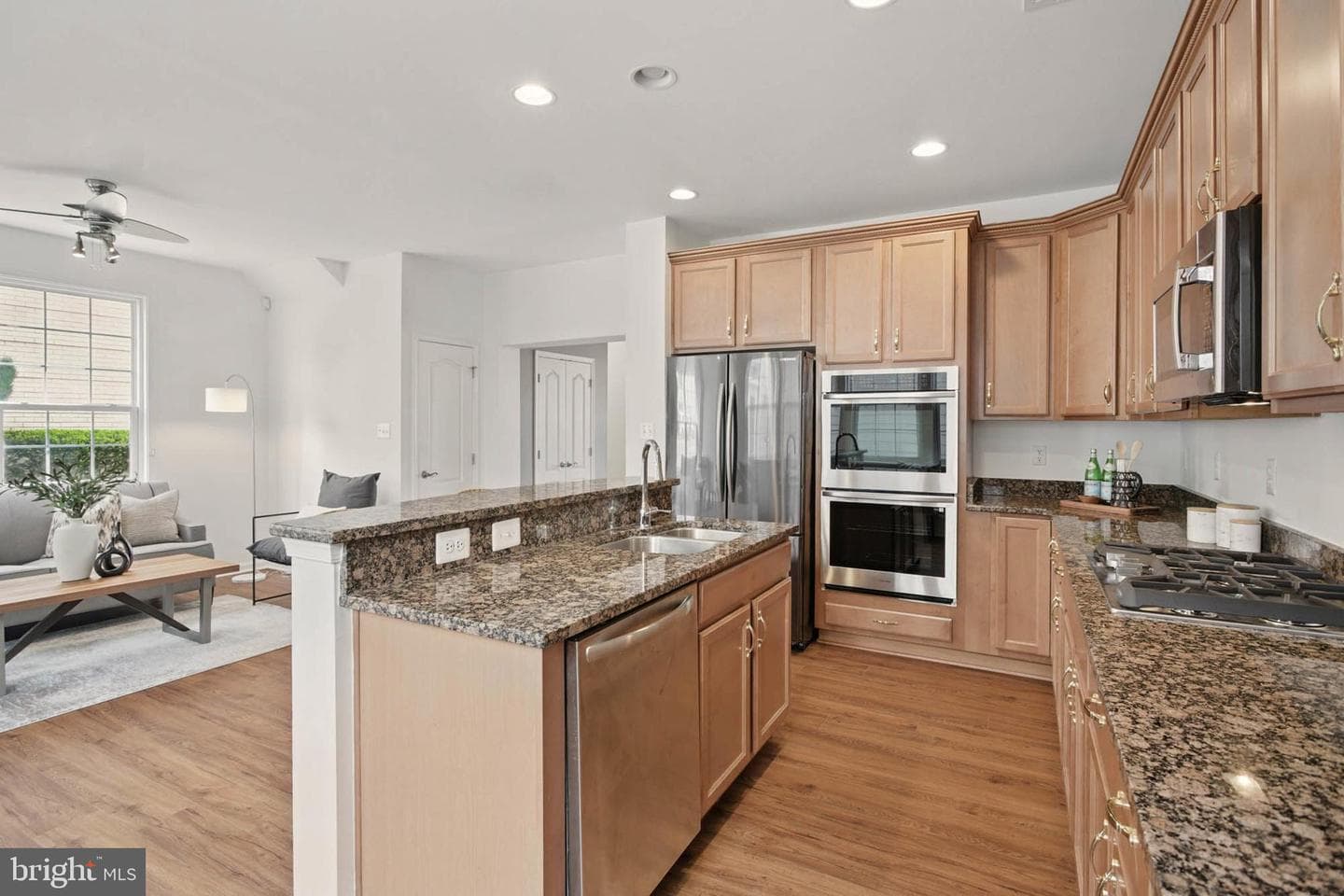 19398 Coppermine Square photo 15