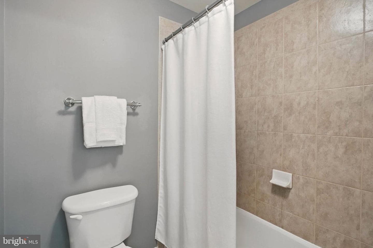 19398 Coppermine Square photo 43